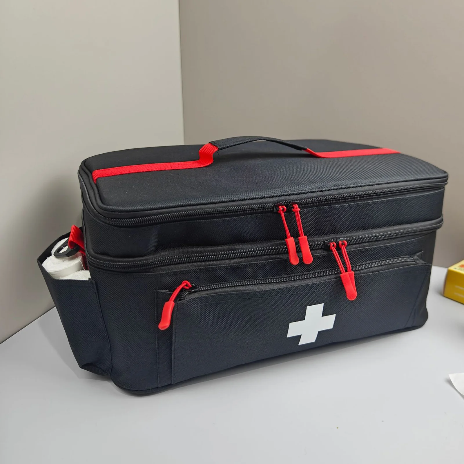 

Travel Medicine Box Storage Bag Home Travel First Aid Kit Waterproof Nylon Portable Organizer