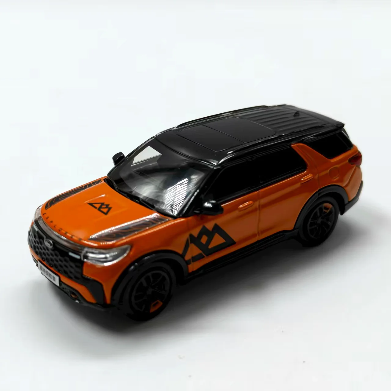 Diecast Maßstab 1:64 Changan Ford Explorer Campingplatz Legierung Auto Modell Sammeln Spielzeug Geschenk Souvenir Display Ornament