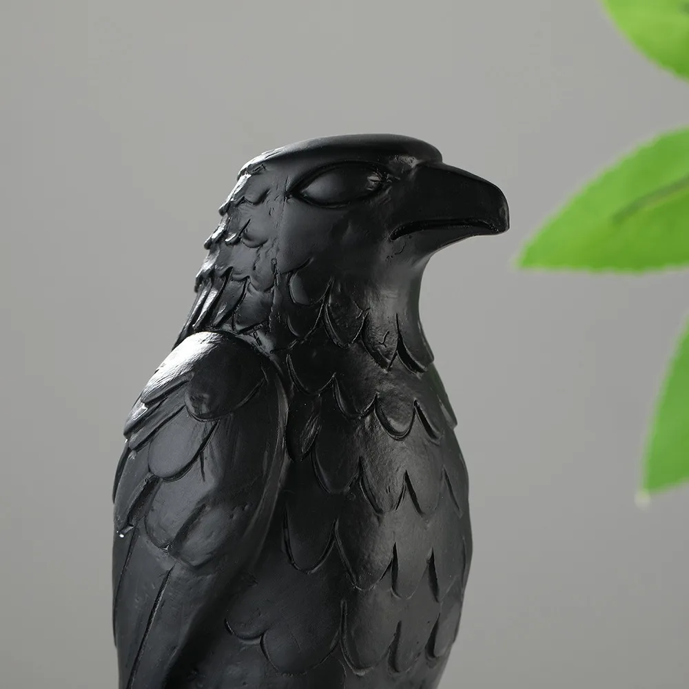 Retro Black Eagle Statue Realistic Resin Crafts Hawk Desk Ornament Handmade Exquisite Falcon Statue Home Office Garden Decor view 3