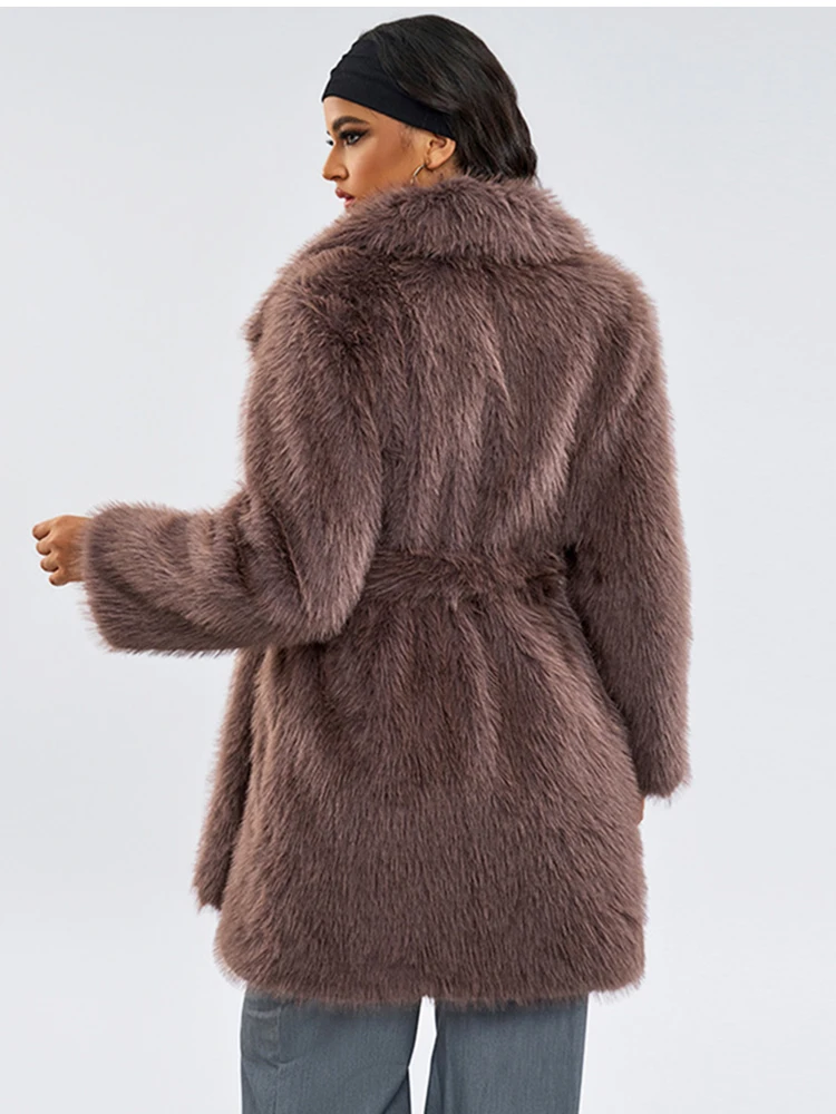 ZADORIN-abrigo elegante de invierno para mujer, ropa holgada con cinturón, abrigo de piel sintética esponjoso, chaquetas de piel sintética con solapa larga, prendas de vestir exteriores de felpa