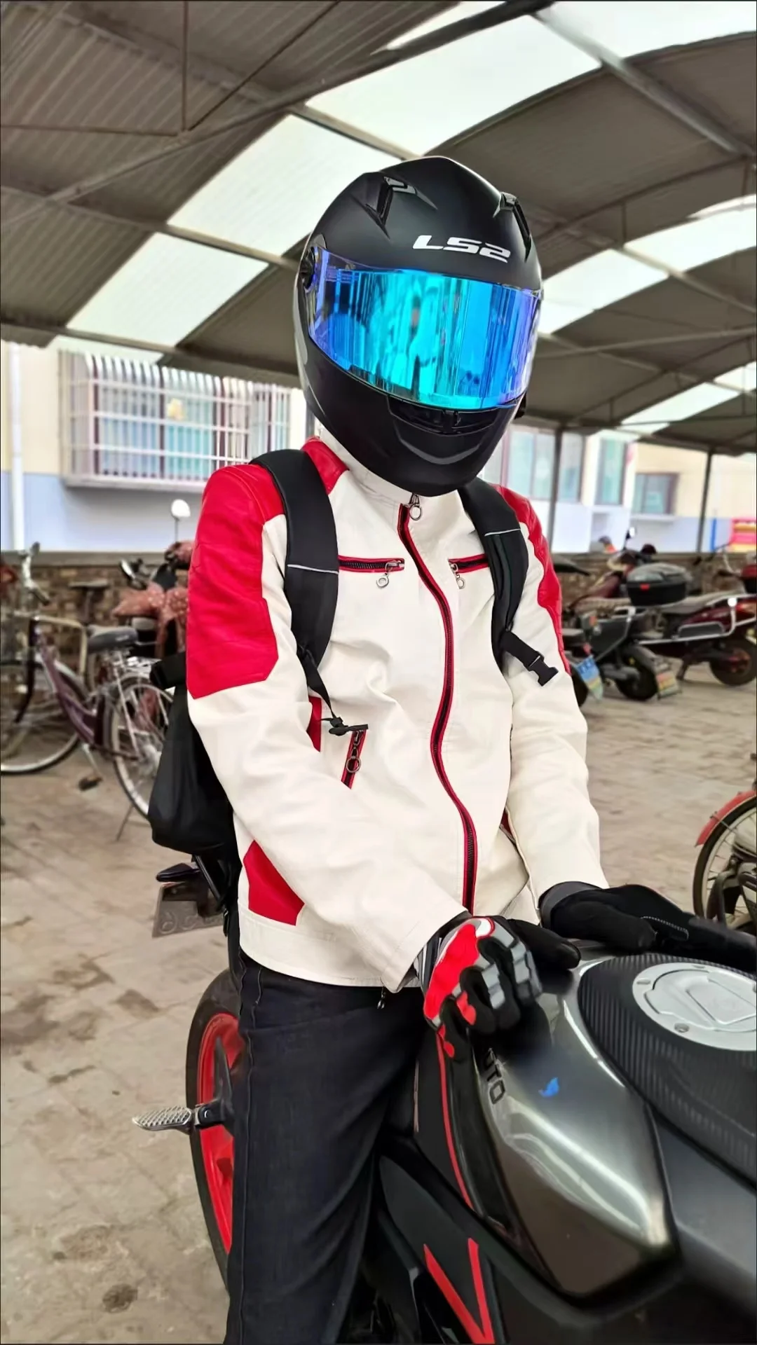 

Casual Motorcycle Patchwork Leather Jacket Men's Fashion Stand Collar Windproof Leather Jacket Autumn Winter Moto Biker Coats