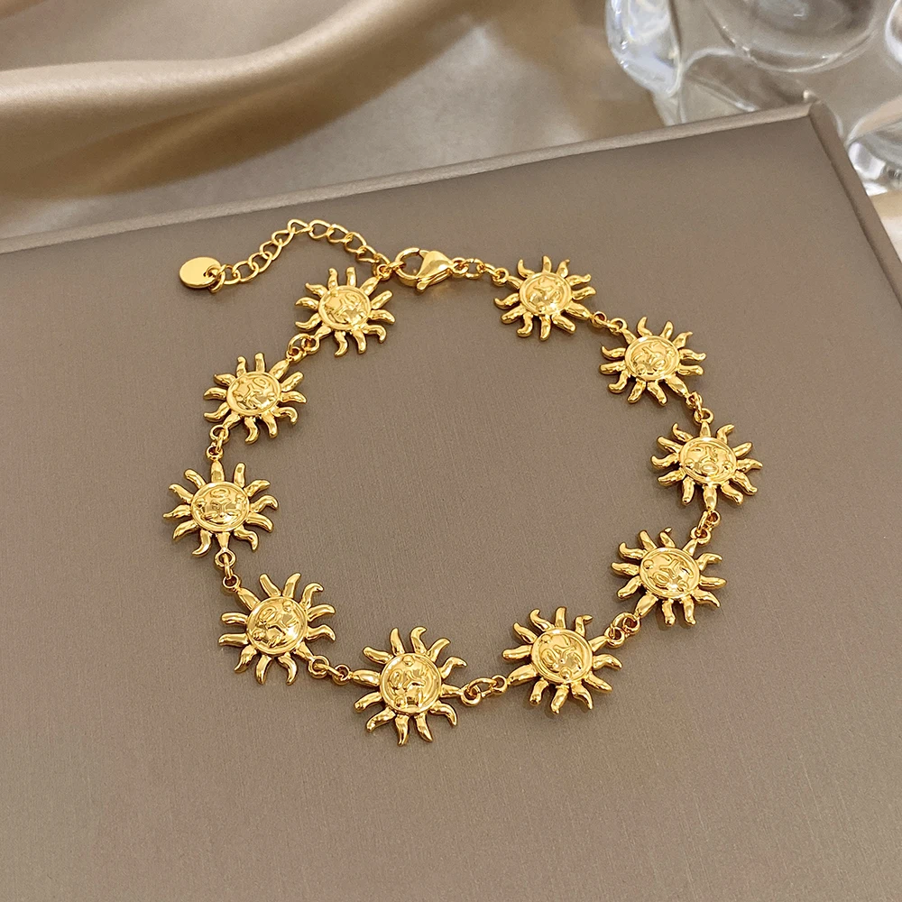 

Freetry Trendy Stainless Steel Smiling Sun Bracelets for Women Creative Adjustable Gold Color Chain Bracelet Waterproof Jewelry