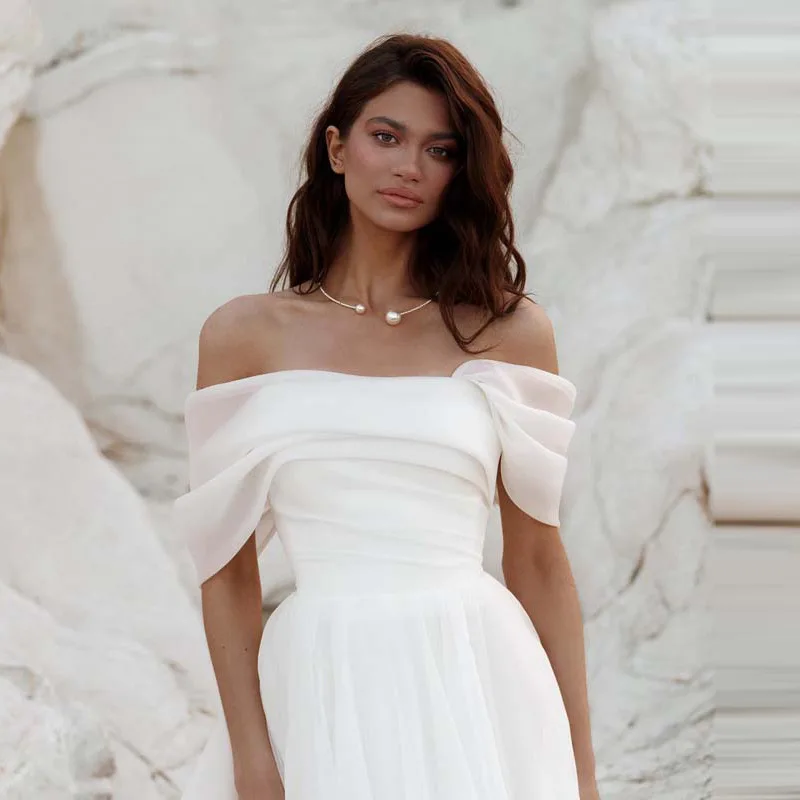 2025New Style Wedding Dress Bride Off-Shoulder Slimming Mori Style Princess Puffy Skirt French Style High-End Elegant Fairy