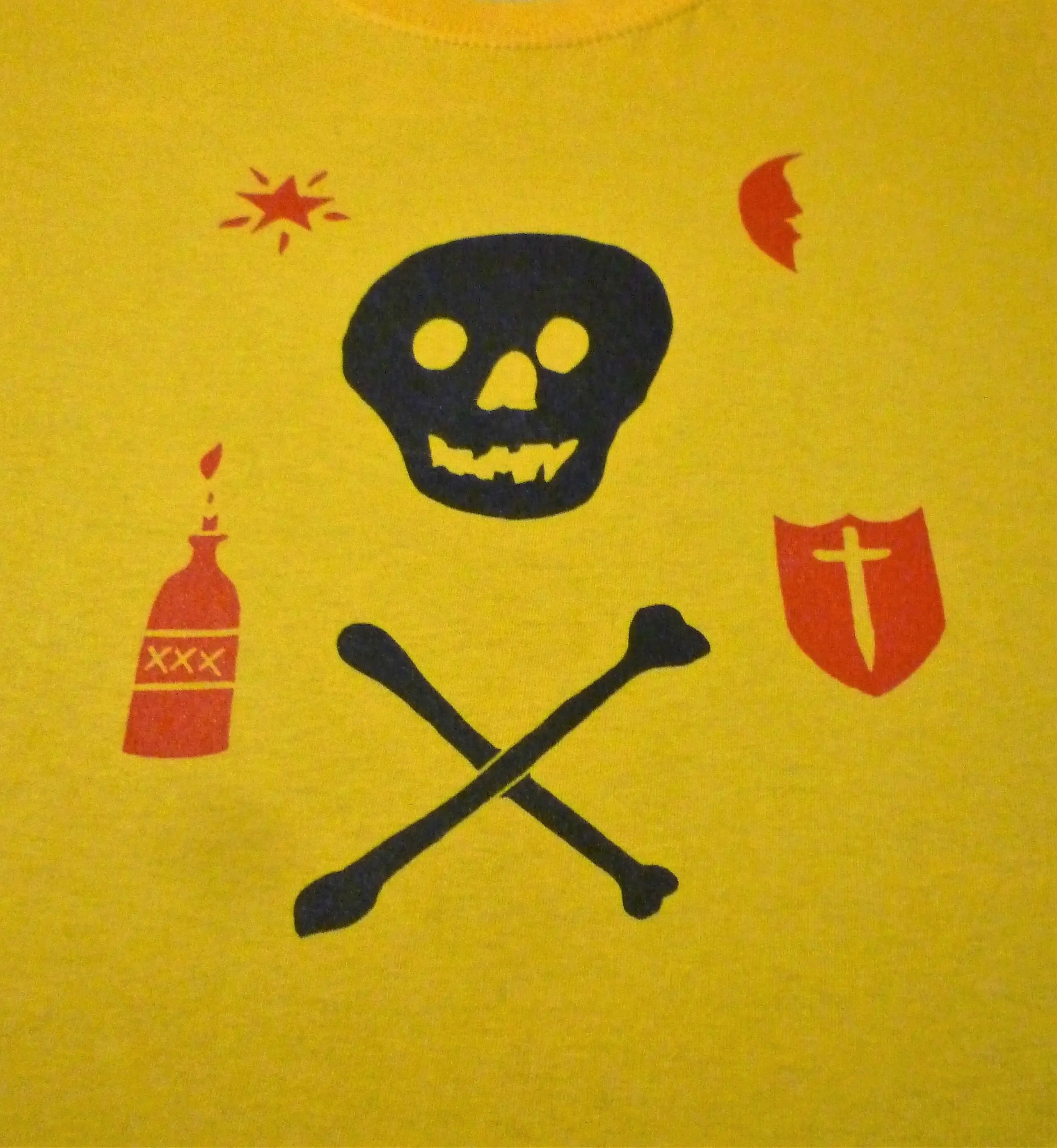 SKUL CROSSBONES vintage jolly roger T Shirt