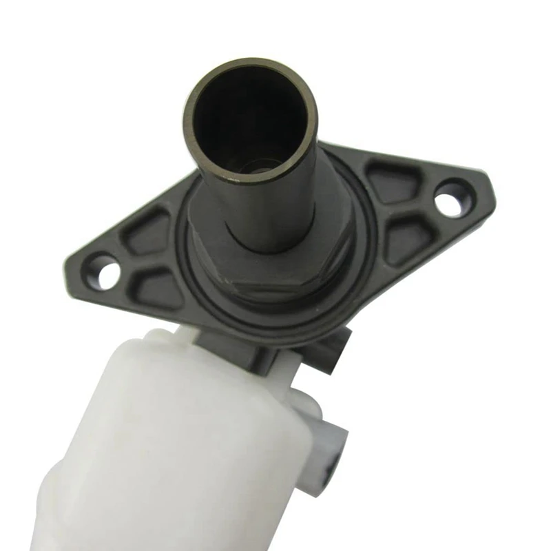 47028-60010 Brake Master Cylinder Parts Component For Toyota Land Cruiser Prado GRJ120 125 RZJ120 TRJ120 125 2002-2009