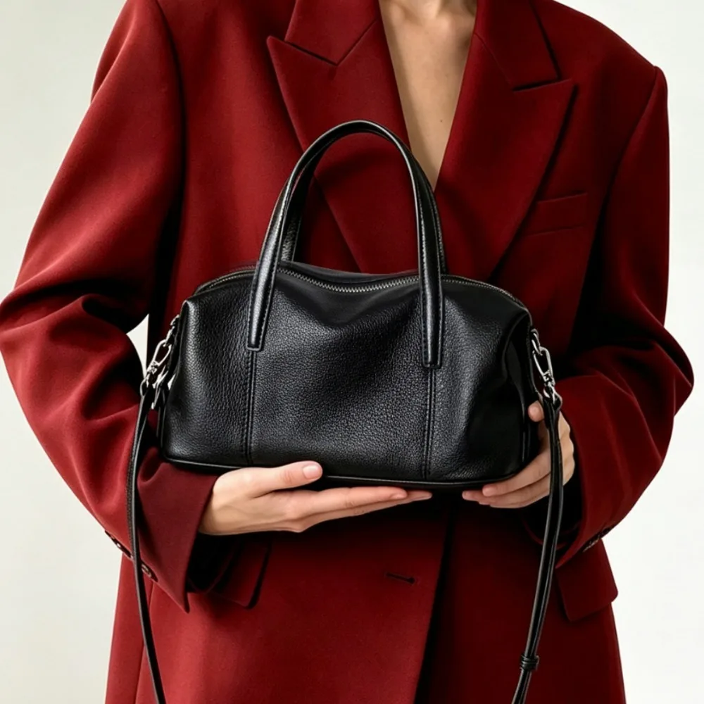 Vintage 2026 Large Capacity Fashion Shoulder Cowhide Crossbody Texture Unique Fashion Simple Commuter Handbag Women's Bag