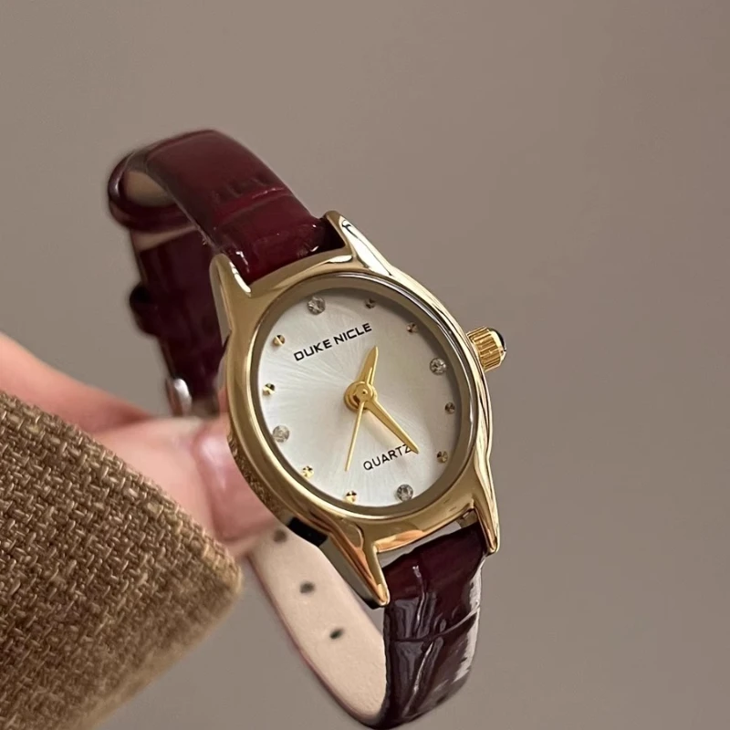 2025 waterproof quartz watch birthday gift classic trend women's watch elegant and simple student