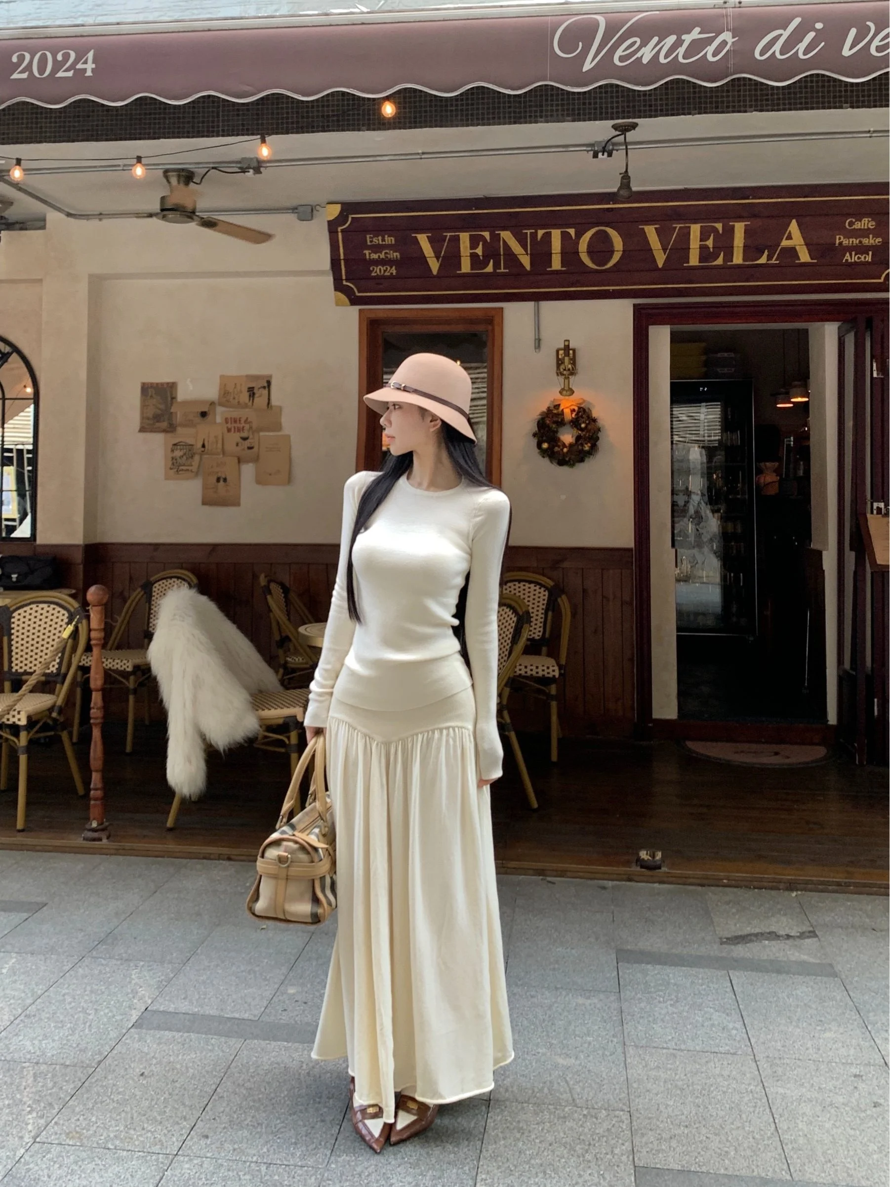 

Slim Fit Long Sleeve Knitted Top And High Waist Skirt Two Piece Set for Women Casual Spring Fashion Ensemble