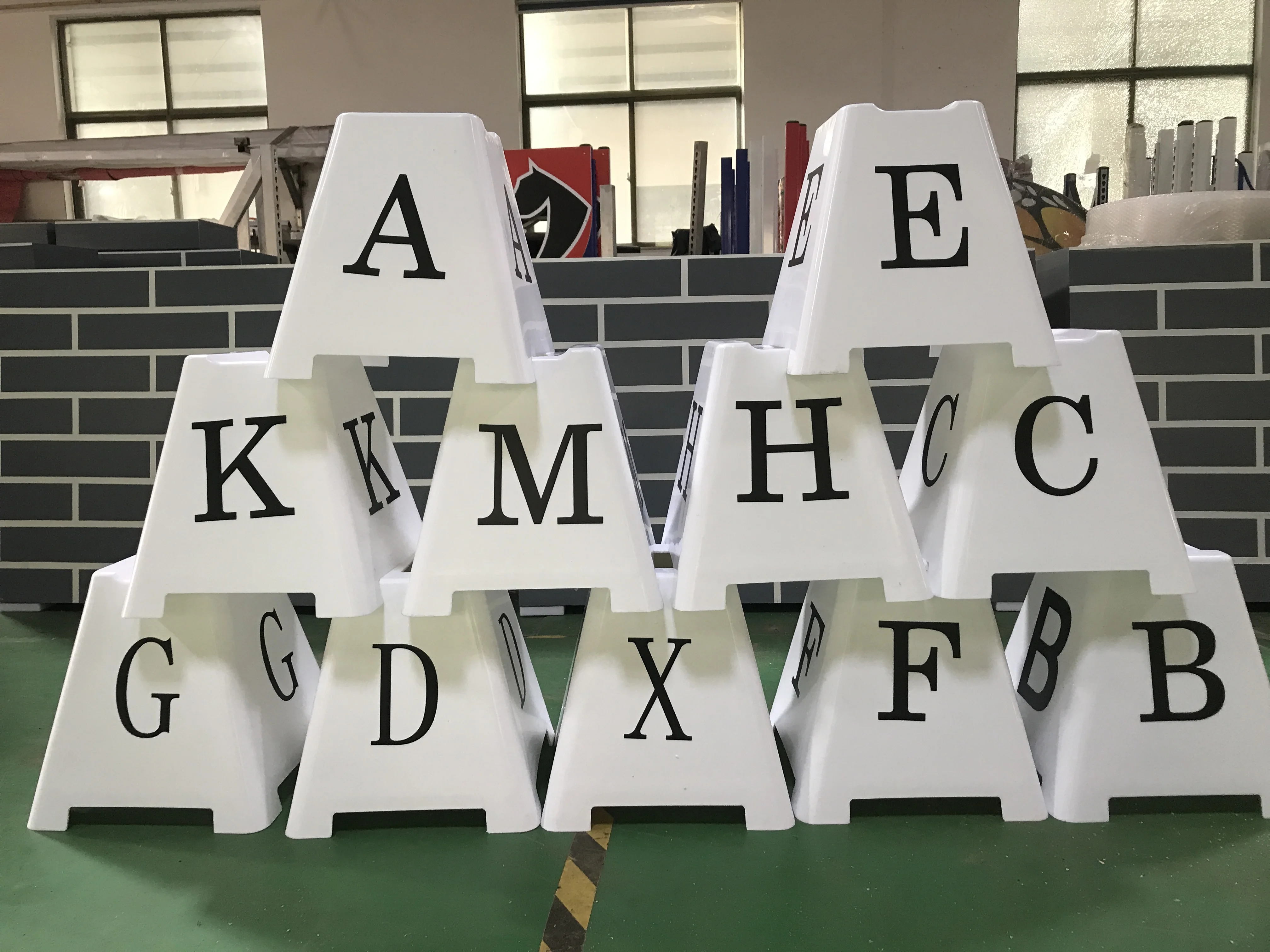 horse jump letter and number cone