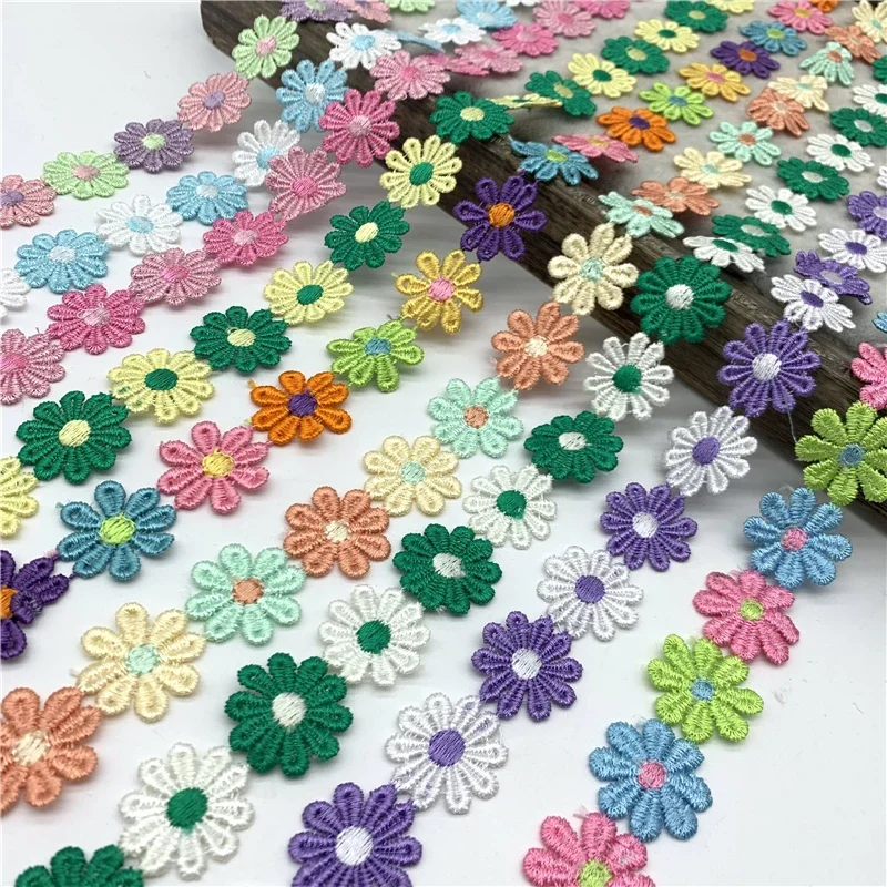 New 1yard 25mm Colorful Daisy Flower Lace Trim For Knitting Wedding Embroidered Ribbon DIY Handmade Patchwork Sewing Supplies Cr