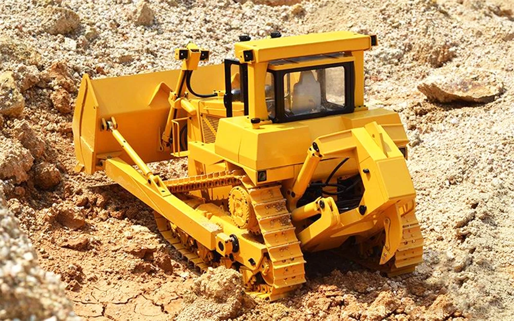 Yellow Loader Track For RC Hydraulic Engineering Vehicle Bulldozer Model Metal Accessories