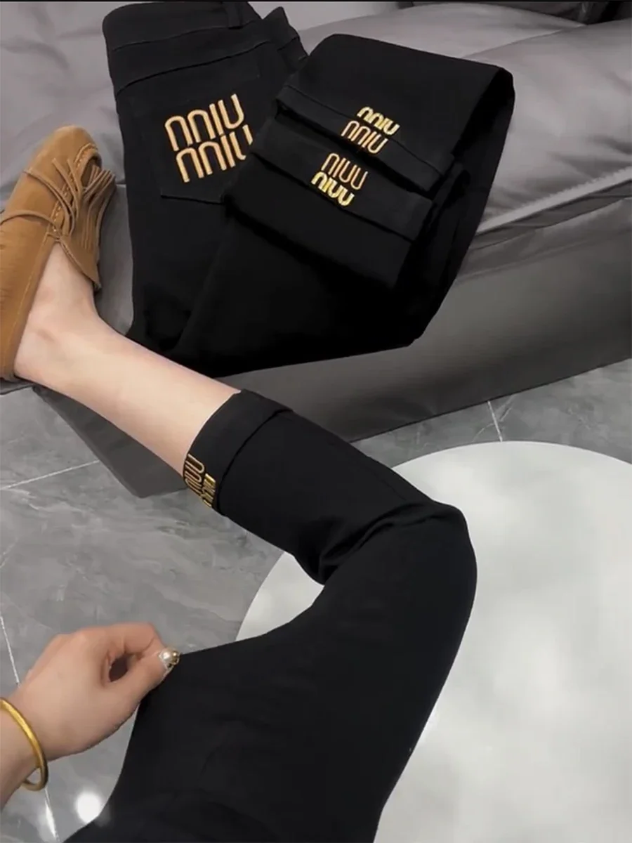 Y2k 여성 청바지 플러스 사이즈 가을 뉴 블랙 담배 바지 여성 통통한 하이 웨이스트 스트레치 슬림 크로프트 청바지