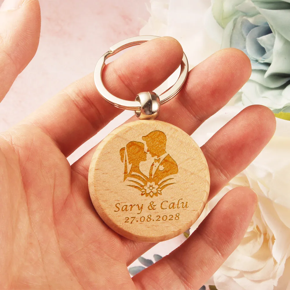 10pcs/30pcs/50pcs/100pcs Personalized Engrave Name and Date Wooden Keychains Custom Wooden Key Rings Wedding Favors for Guests