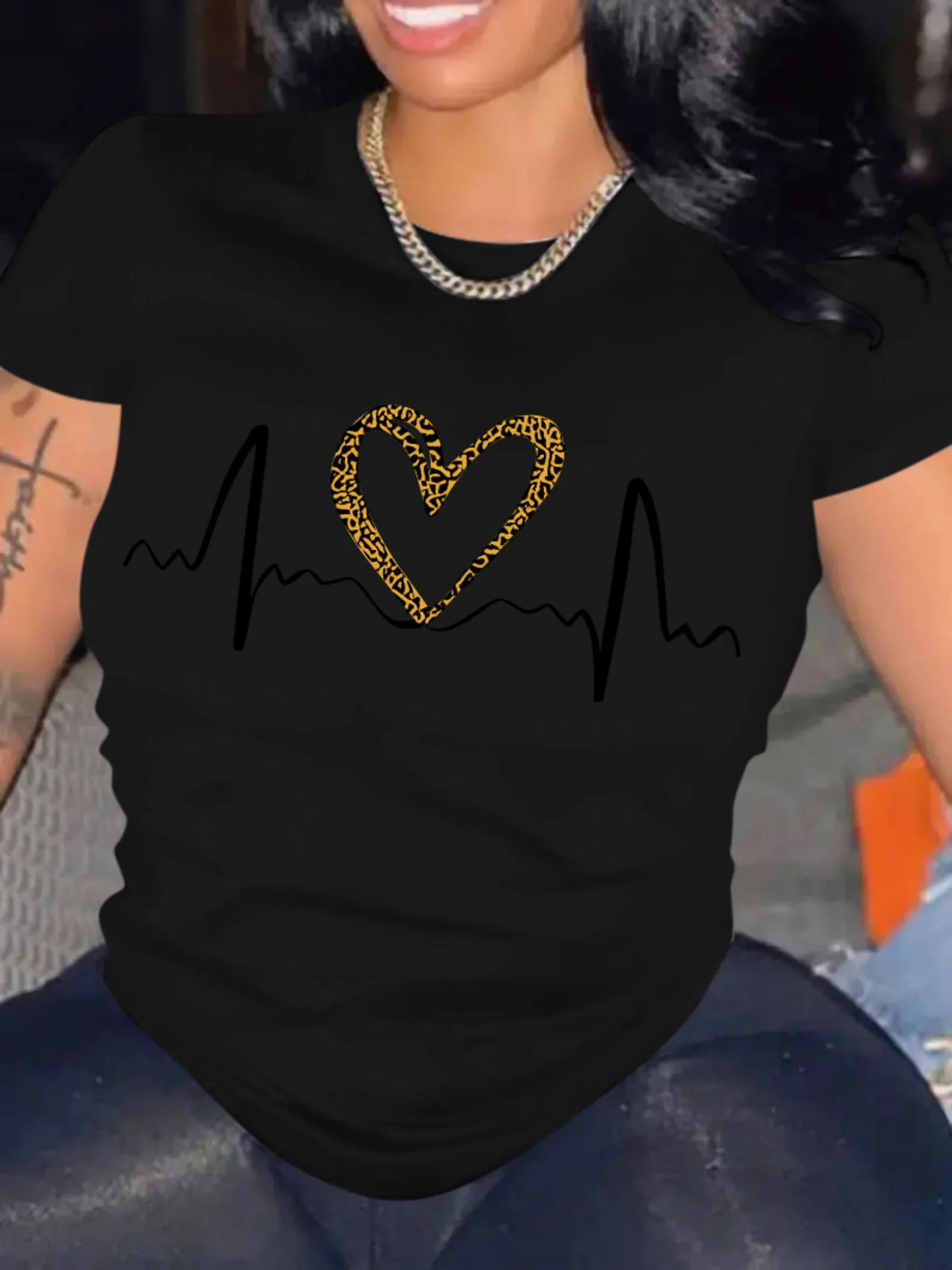 

Neck Short Sleeve Top Lightweight & Comfortable Style Women's Heart Print Casual Summer T-Shirt Crew Aesthetic Clothes