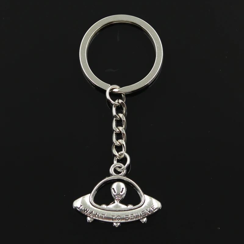 Fashion 3cm Key Ring Metal Key Chain Keychain Jewelry Antique Bronze Silver Color I Want To Believe UFO Alien 23x30mm Pendant