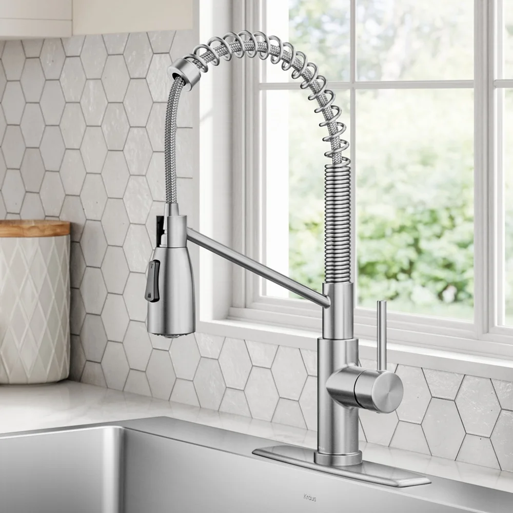 Commercial Style Pull-Down Kitchen Faucet Spot-Free Stainless Steel Single Handle 360 Degree Swivel Sprayhead Easy Installation
