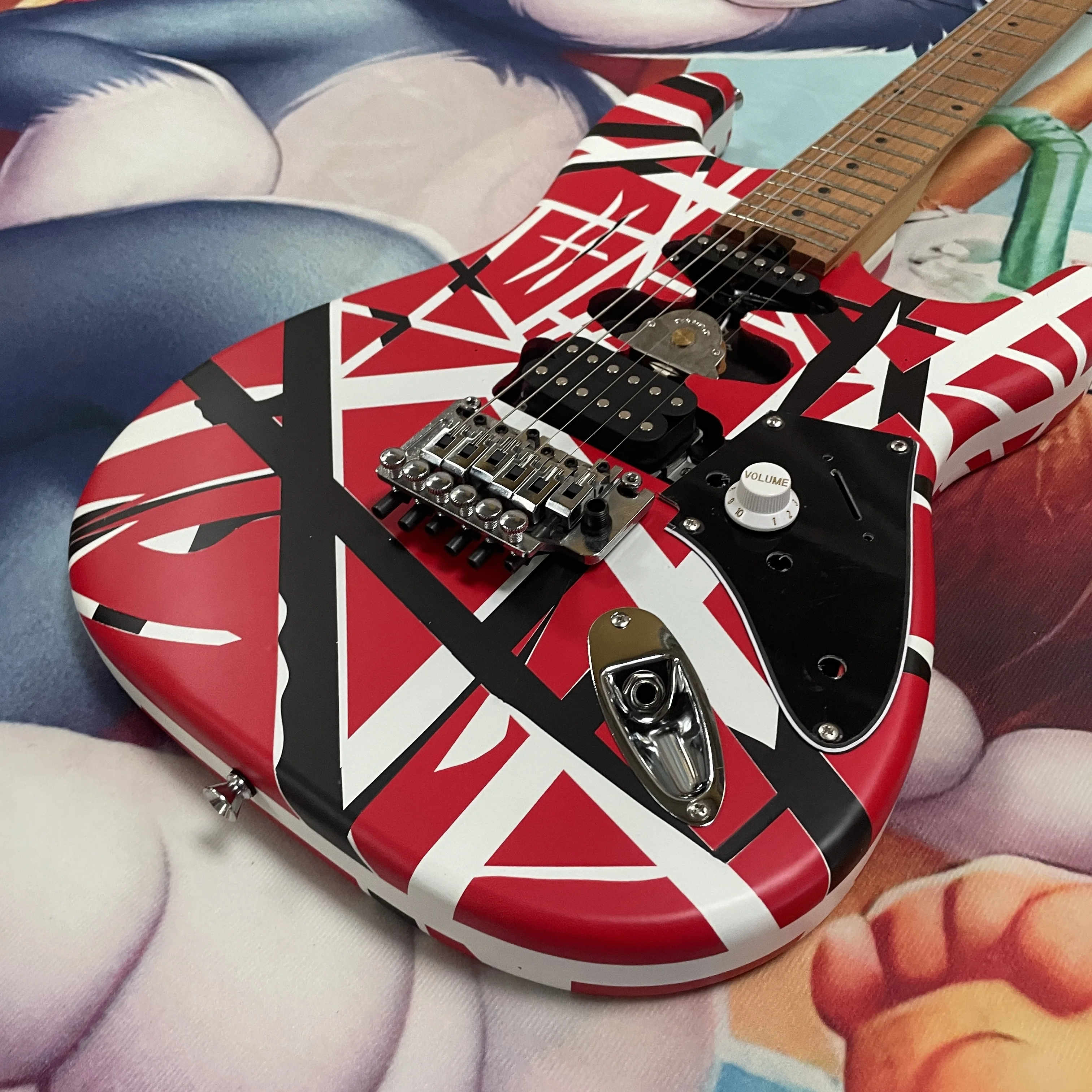 

Red Body with Black and White Stripes Guitar, Six-String Electric Guitar with Cutaway Body and Single High-Output Humbucking Pickup