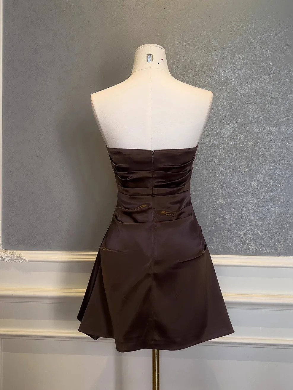 Inizio primavera 2026 Design Pure Desire Sensation Off-oulder Pieghettato ort Dr Faionable Gonna longuette in vita con cerniera Dr