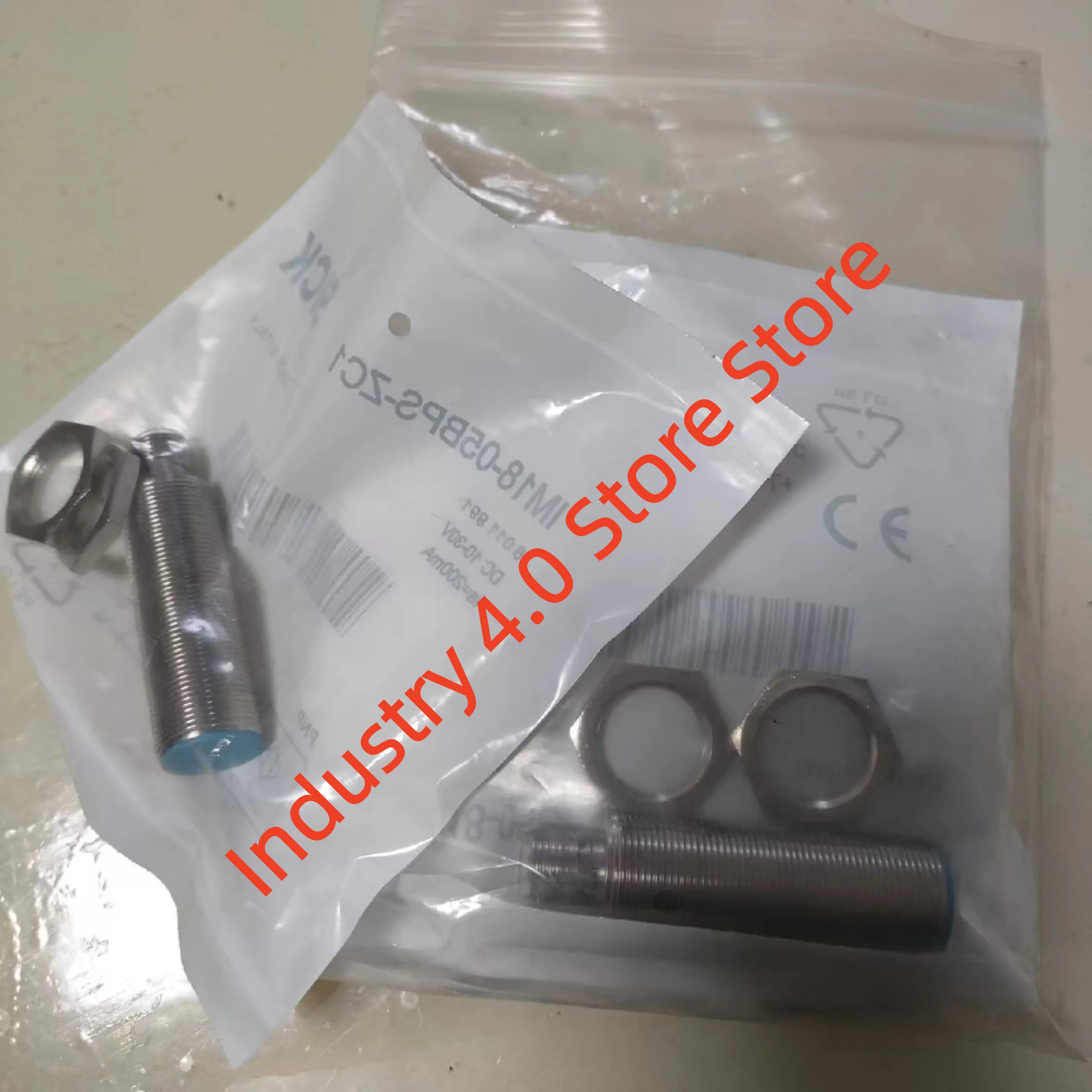 العلامة التجارية IM18-05BPS-ZC1 مستشعر التسمية الملونة KTM-MB31194P 1078048 جديد