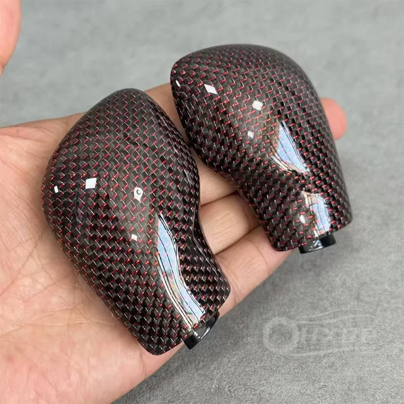 Leder-Schaltknauf-Seitenabdeckung mit DSG-Emblem für VW Golf 6 7 R GTI Passat B7 B8, Upgrade mit rotem geschmiedetem Carbonfaser-Material