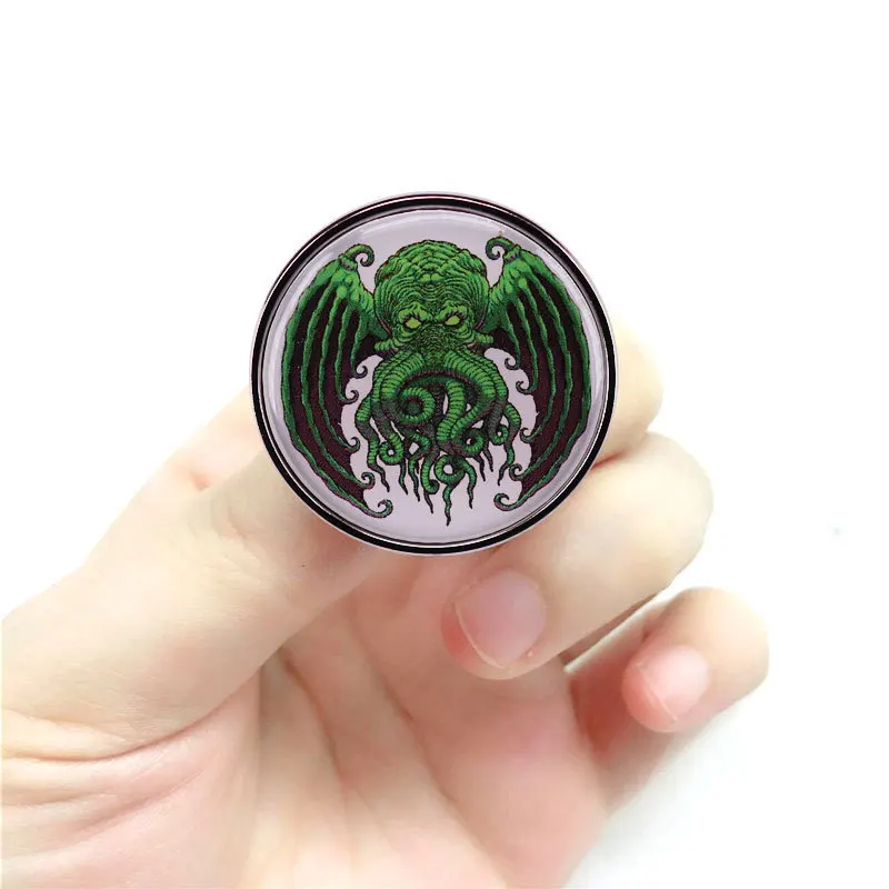 Green Mythical Creature Cthulhu Enamel Pins Horrible Octopus Lapel Badge Brooch Decoration Jewelry