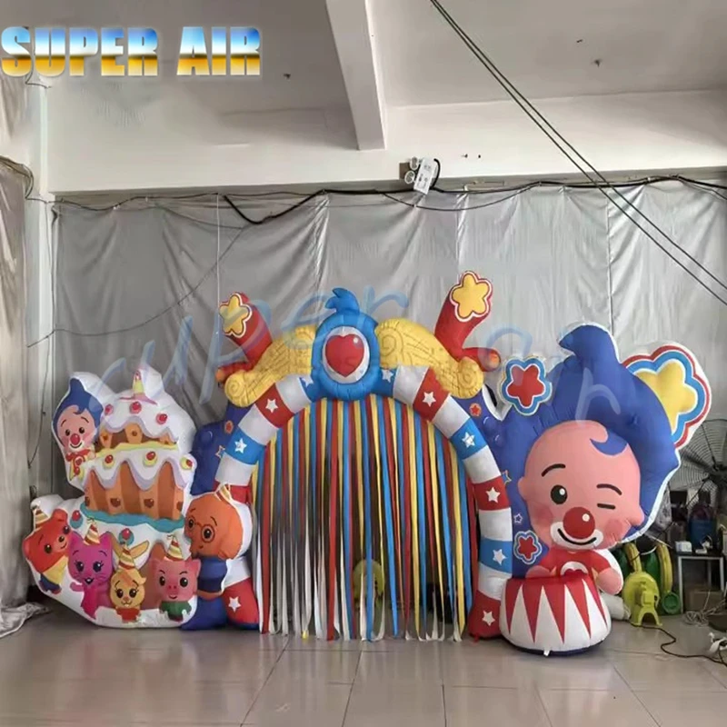 Mode benutzerdefinierte Luft Cartoon Bogen Ballon aufblasbare Cartoon Charakter Bogen für Party mit einer Vorhang Tür