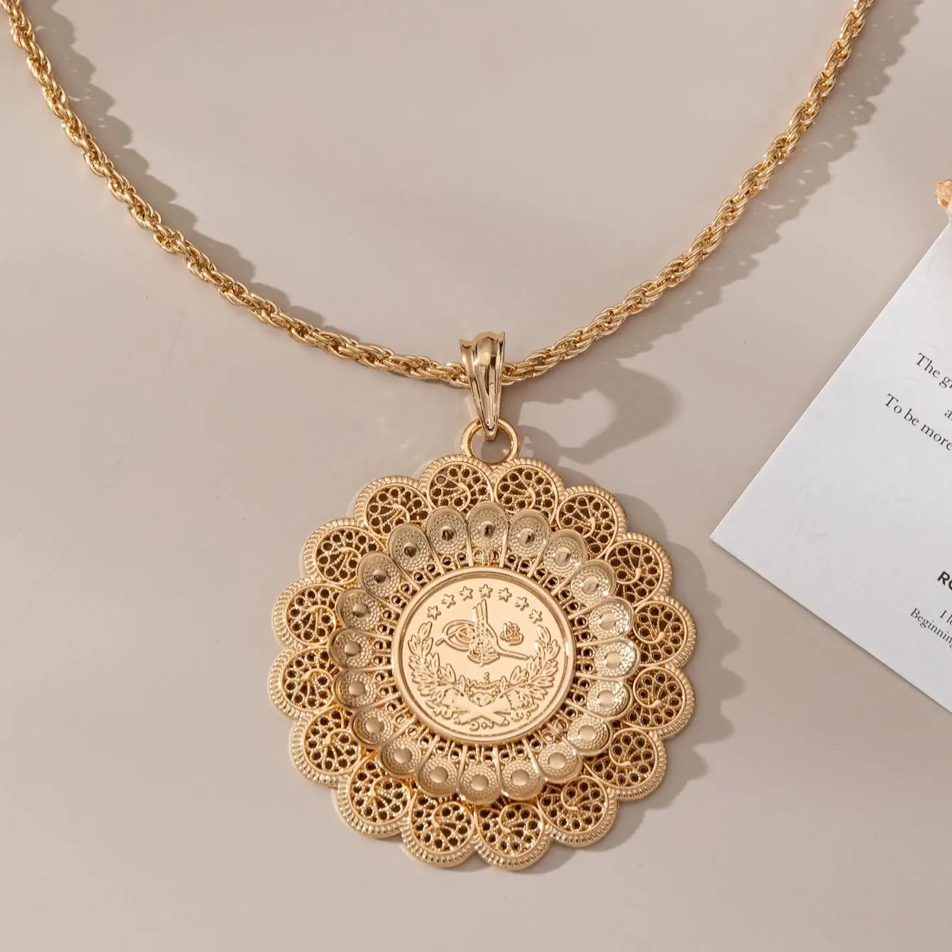 1PC Gold-Plated Flower Pendant Necklace Arab Coin Totem Long Chain for Ladies Kurdish Turkish Bride Jewelry Gift