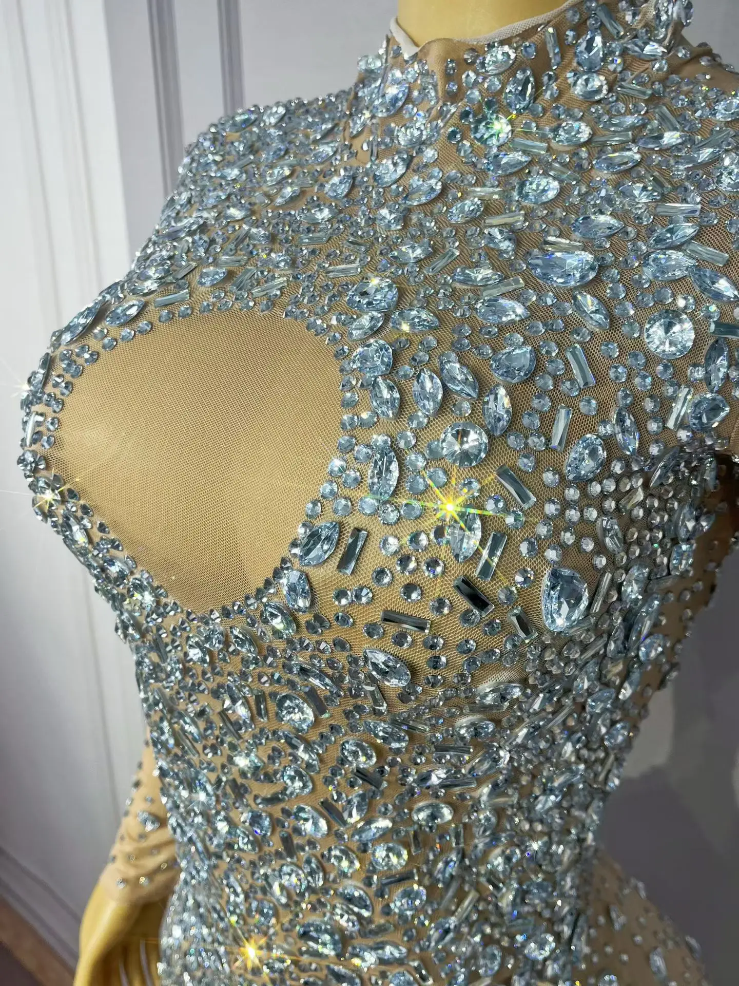 Luksusowa sukienka damska Cuicanduanqun, srebrna, wysadzana diamentami, seksowna, z siateczki, idealna na bankiet, urodziny, koktajl, studniówkę.