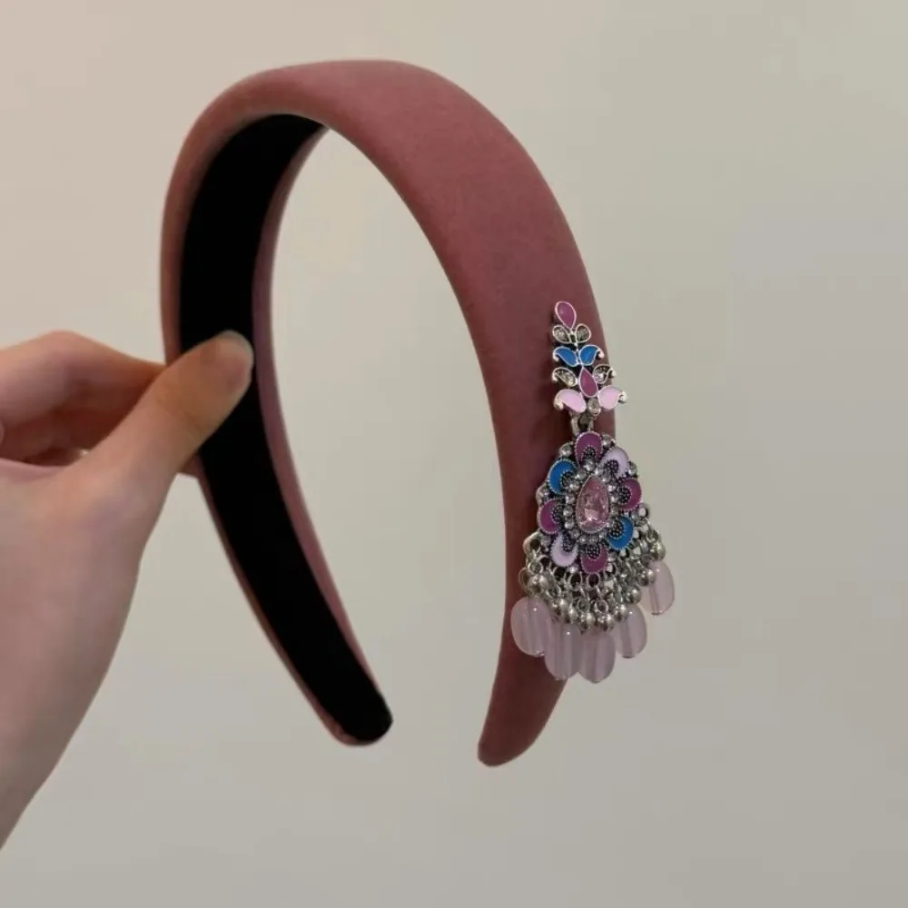 

New Chinese Style Tassel Bell Hair Band Head Wear Velvet Ethnic Style Hair Hoop Hair Clip Hair Wear Silver Pendant Hair Clip