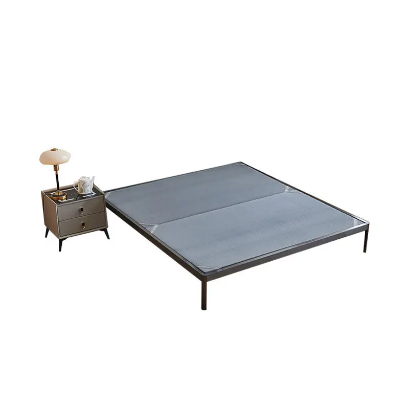 

No bedside wrought iron double bed, modern and simple, small and thickened