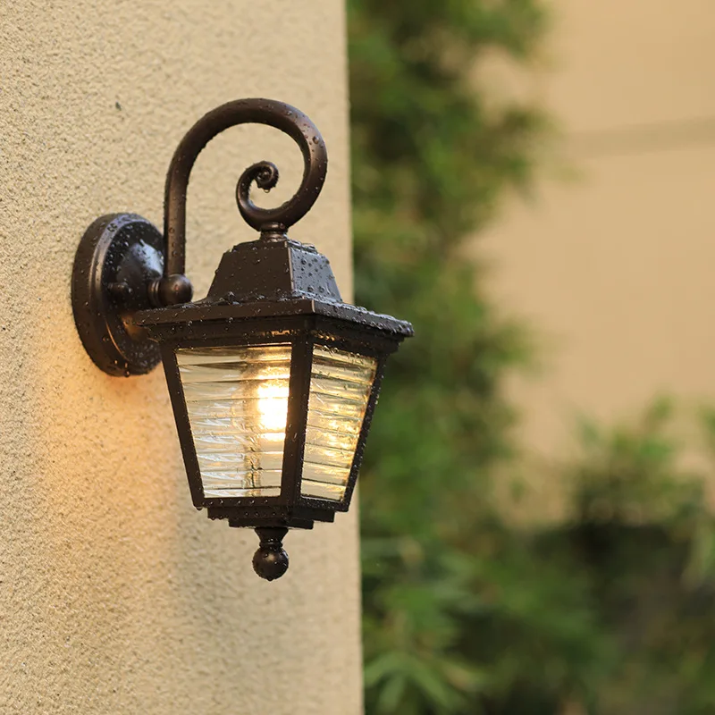 Retro lampa zewnętrzna wodoodporna ściana nowoczesna willa ścieżka ogrodowa brama lampy proste oświetlenie domu E27 korytarz balkon