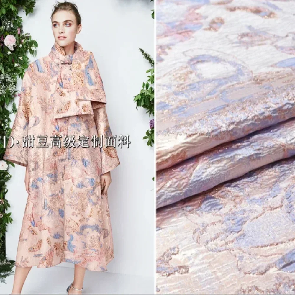 

Metal Wire Brocade Jacquard Fabric Yarn Dyed Dress Trench Coat Fashion Brand Fashion Design Wholesale Cloth By Meter