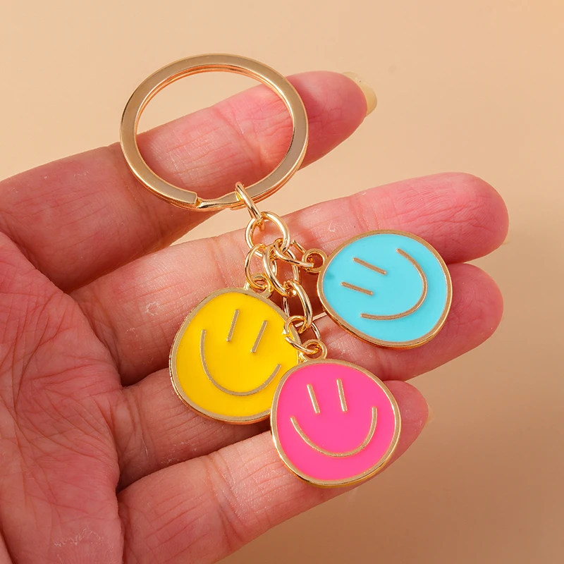 Aihua Irregular Round Smile Face Keychain for Women Key Ring Gift Fashion Cartoon Bag Airpods Box Car Phone Accessorie Jewelry