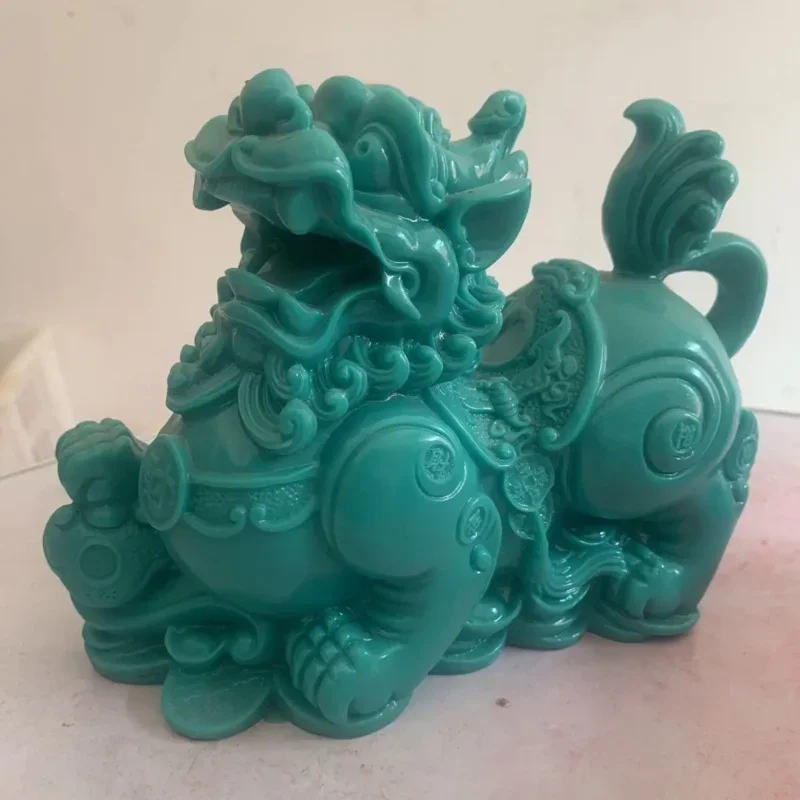 Chinese Natural Turquoise Handcarved Exquisite Pixiu Warding Off Evil Spirits Decorations Statues Carving Living Room Home