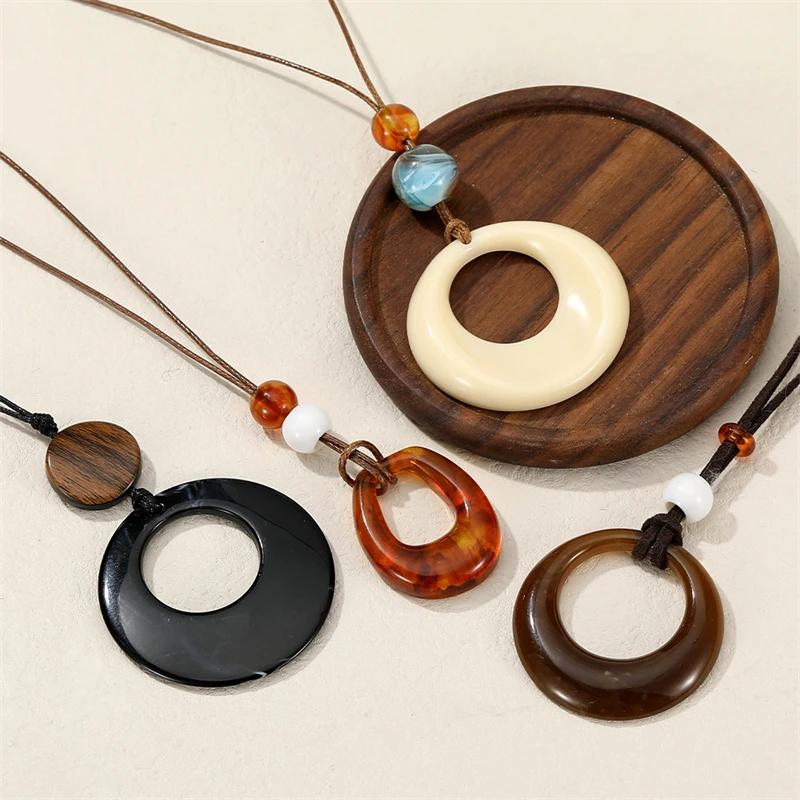 Vintage Bernsteinfarbene Harz-Anhänger-Halskette für Damen, minimalistische geometrische lange Pulloverkette, 2026 Mode, künstlerischer Schmuck, Geschenk – Detail 6