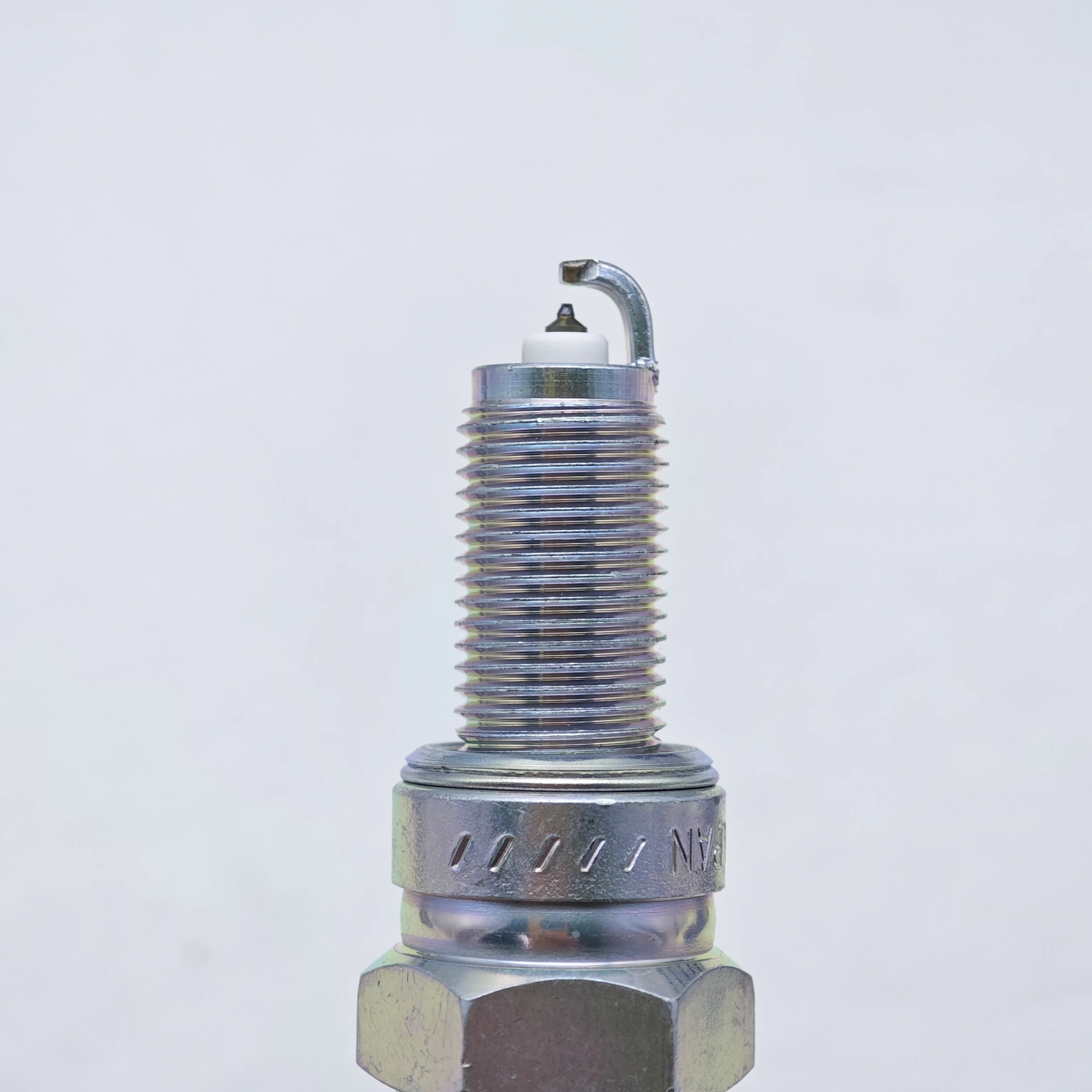 1pcs Original NGK Iridium Spark Plug CPR7EAIX-9 9198 Upgrade CPR7EA-9 MR7E-9 MR7E-9N