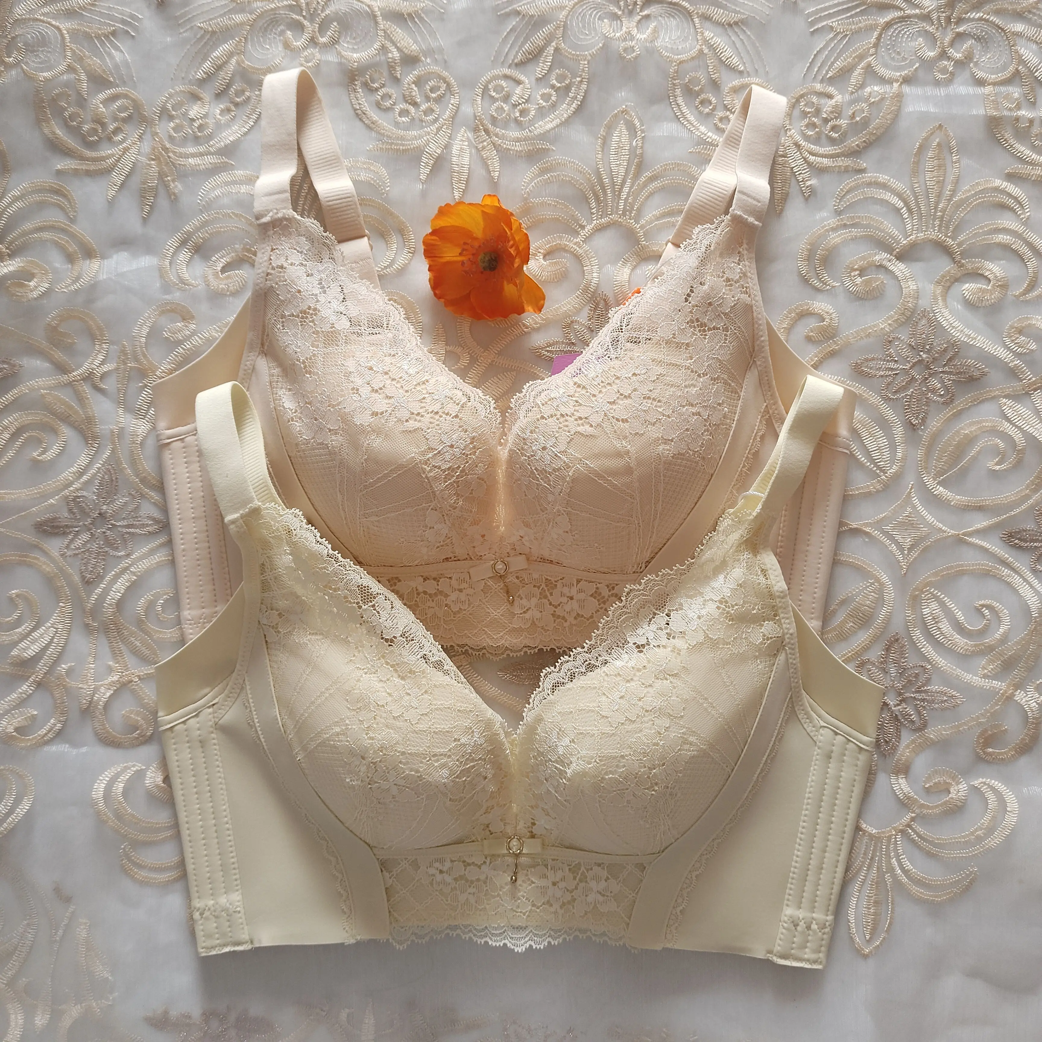 快適なブラジャー-スチールリングなし-ギャザー入りハイサイドコンパレーショーブラ-補助胸縮小-セクシーレース固定ダブルストラップ-vネックブラ