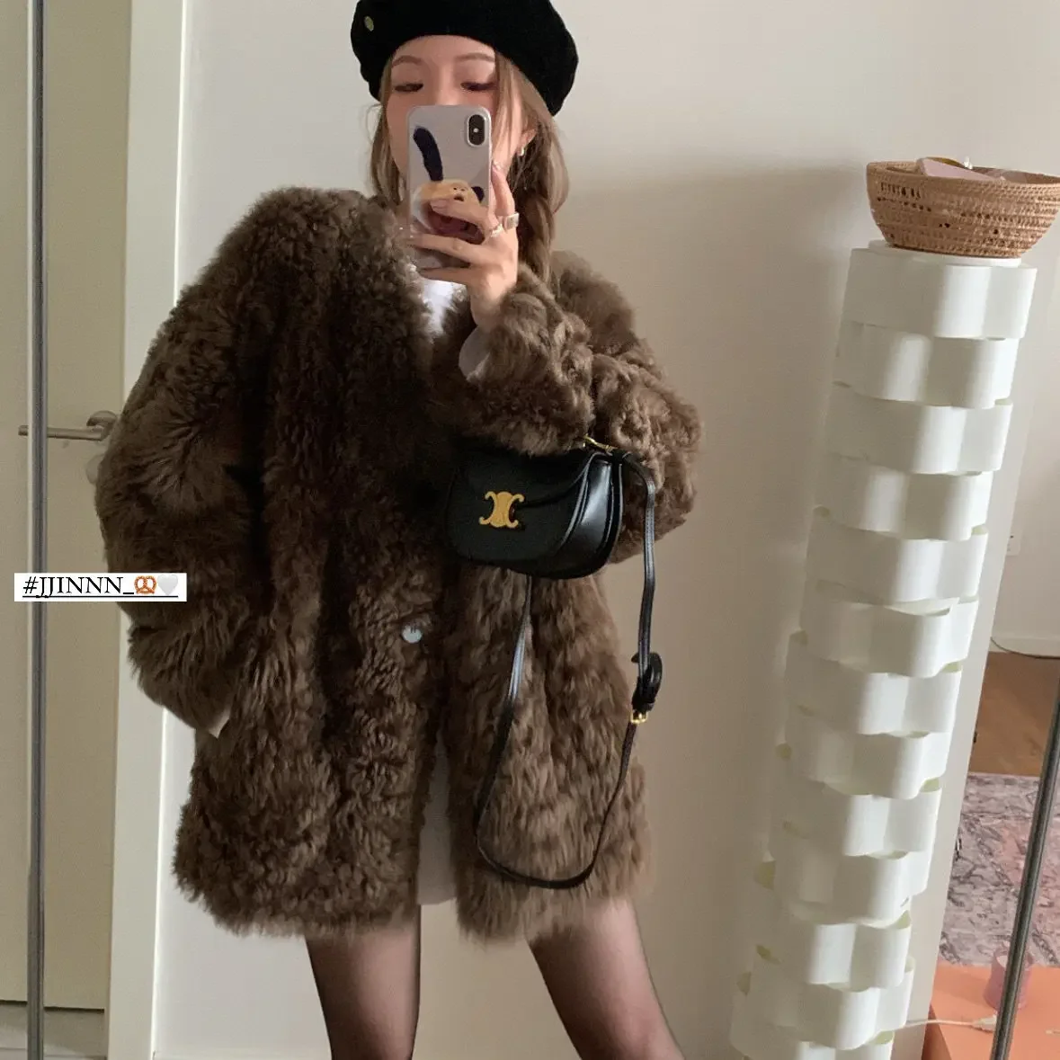 Korean Fashion Fur Integrated Small Fragrant Style Mid Length Jacket for Women's Winter New Style Faux Fur High-end Coat