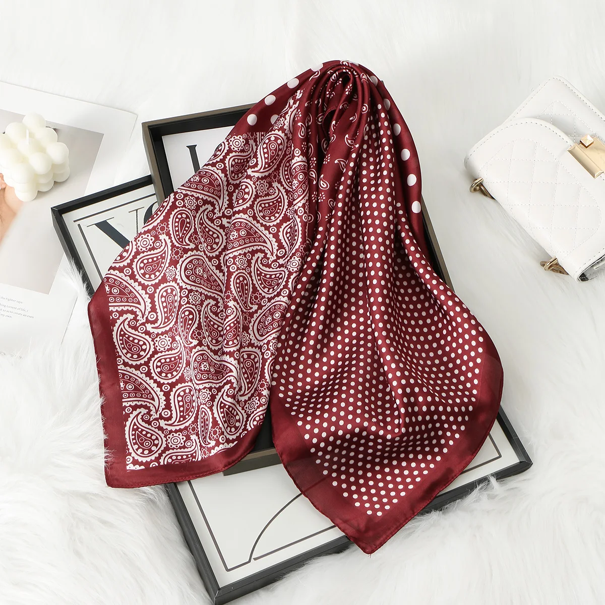 Modisches Paisley-Print-Kerchief, Damen-Haarschal, Seiden-Stirnband, Bandana, Kopftücher, quadratische Hijab-Schals für Damen – Detail 7