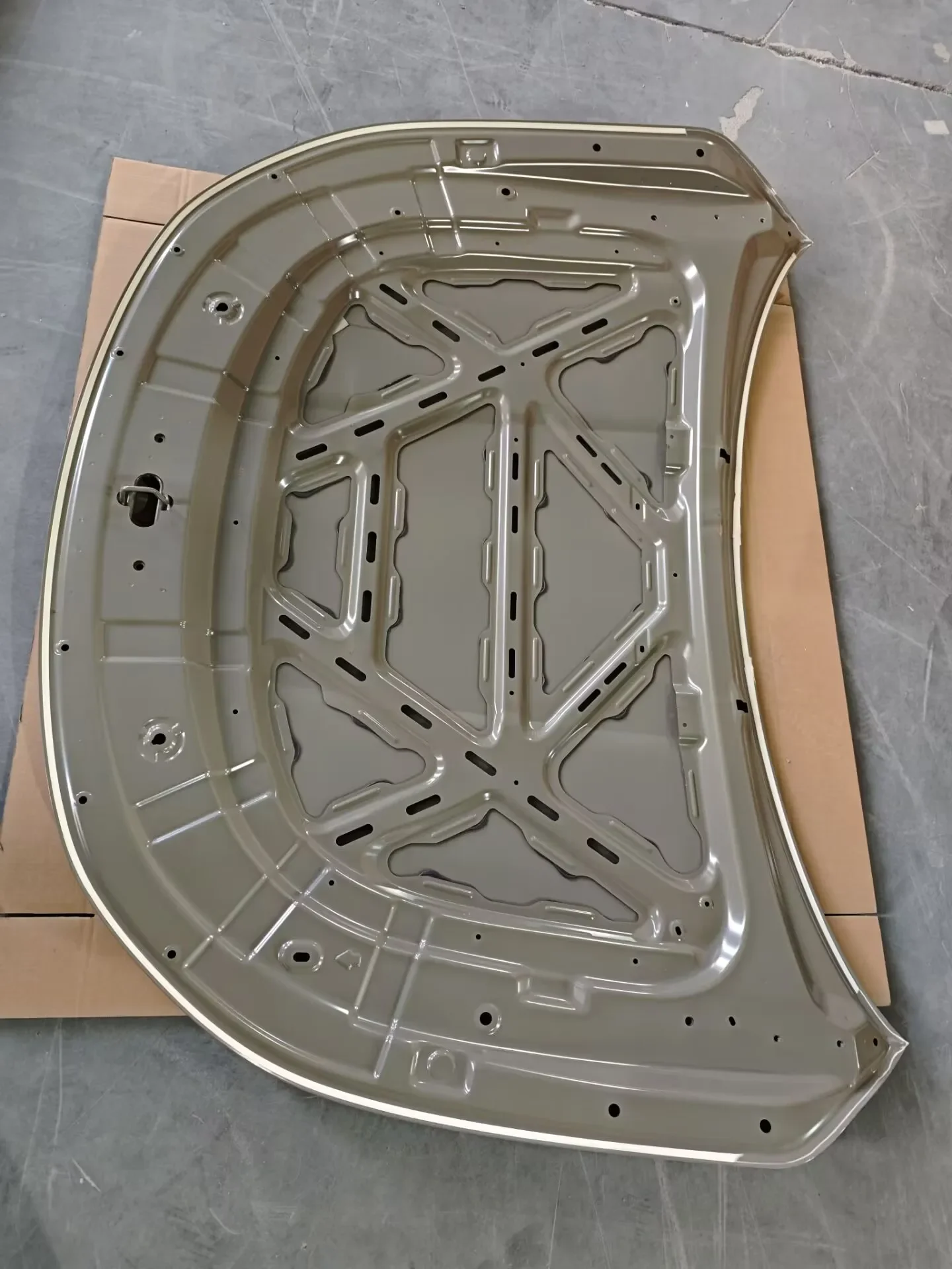 BYD Carbon Fiber Engine Bonnet  Hood  for CHAZOR New Energy Body Kit Destroyer 05 Cover
