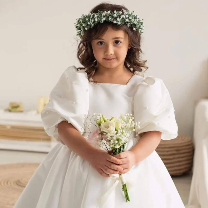 Robes de demoiselle d'honneur personnalisées, satin blanc, perles de tulle avec nœud, demi-manches pour mariage, anniversaire, banquet, sainte cène, quoi que ce soit