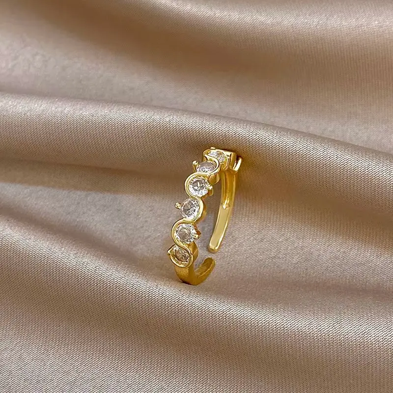 Freetry 3 Styles Luxury Shiny Zircon Adjustable Open Ring for Women Fashion Golden Copper Stackable Knuckle Ring Lady Jewelry
