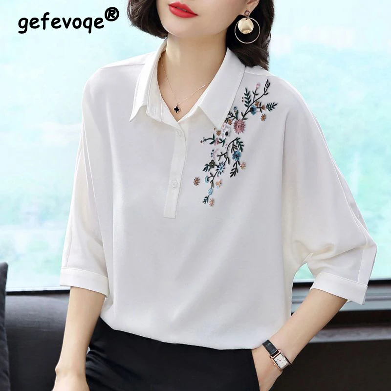

Женская блузка с цветочной вышивкой, белая Простая Повседневная блузка свободного покроя с коротким рукавом, женская одежда, 2023