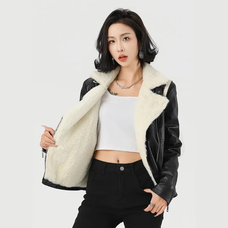 Chaqueta de cuero de moda con chaqueta de abrigo gruesa de lana nueva chaqueta de cuero corta transfronteriza de invierno para mujer