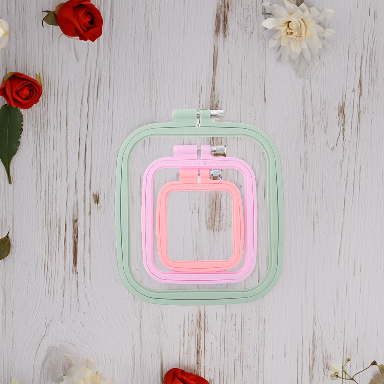 

1Set Square Embroidery Hoop Frame Candy Color Durable ABS Material Stable Fabric Hold for Cross Stitch Sewing Needlework