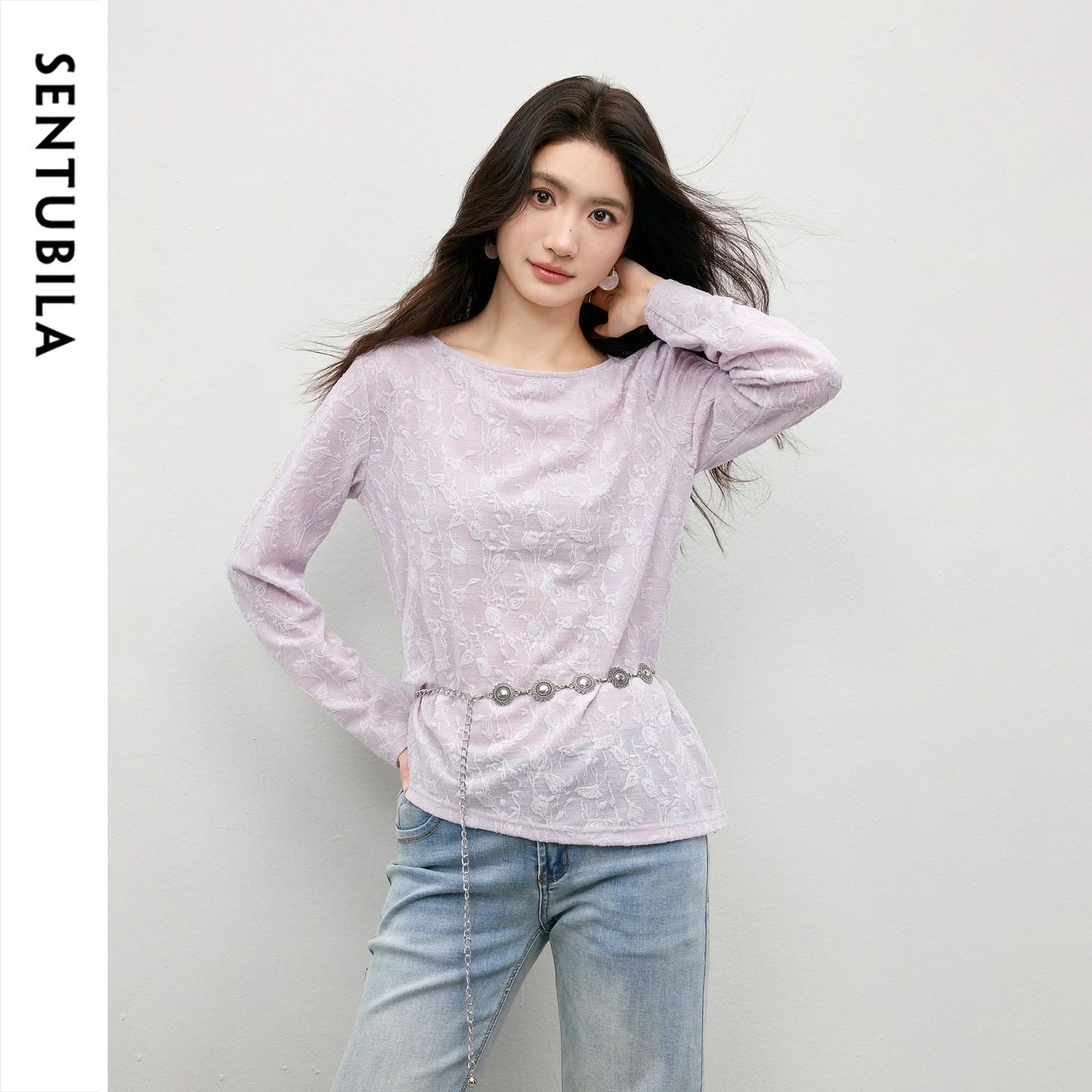 SENTUBILA Women Off‑Shoulder Lace Knit T‑shirt 2026 Autumn Fall Detachable Belt Fitted Stretch Inner Layering Base Top 161TC5002
