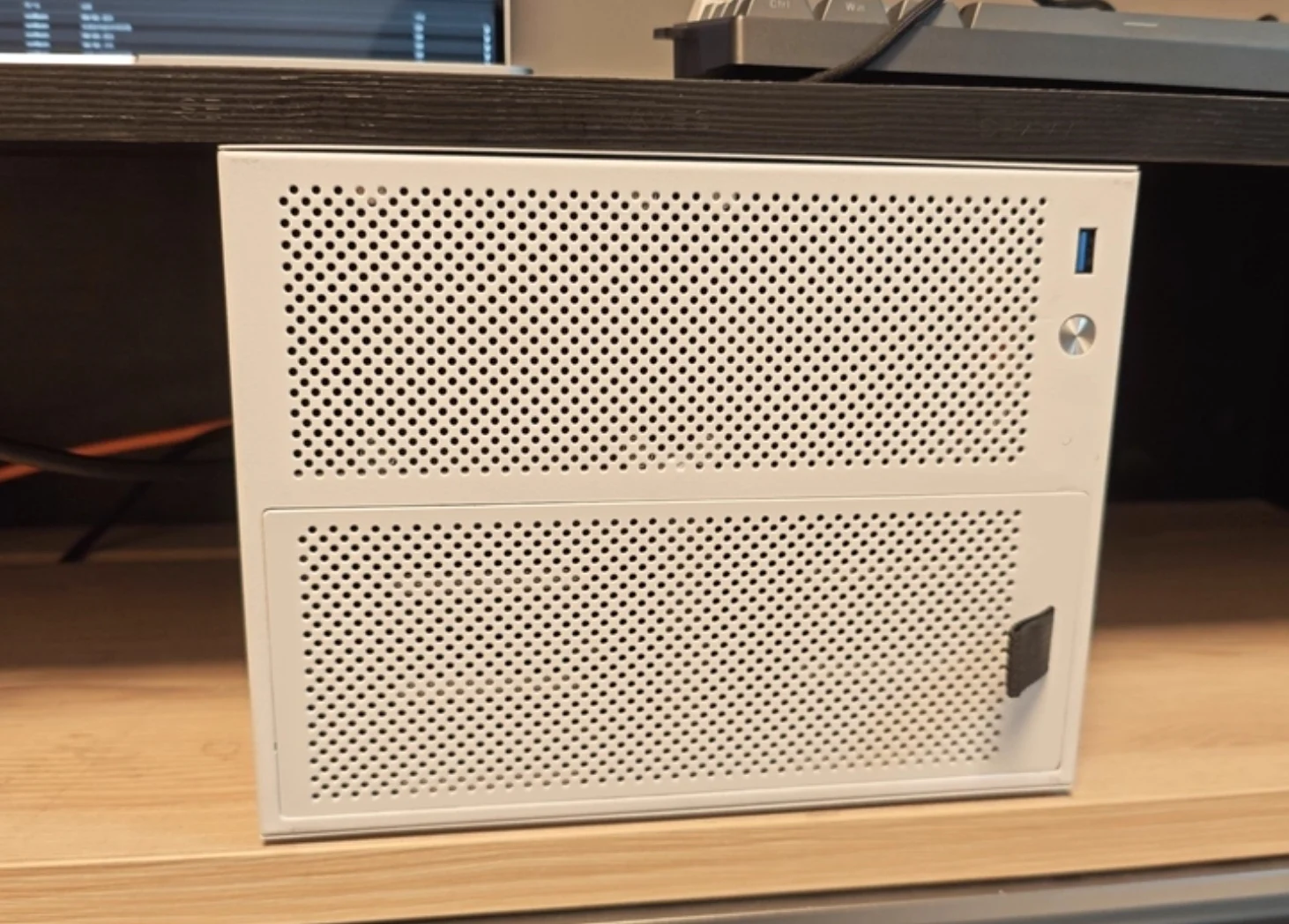 

Корпус S6 для NAS на 6 отсеков, поддерживает материнские платы ITX, для самостоятельной сборки настольного сервера хранения данных, компактный корпус AIO