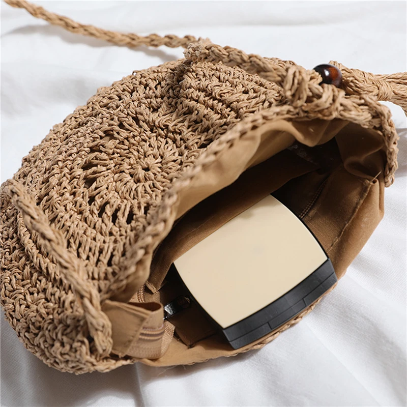 Fashion Round Soft Paper Rope Shoulder Bag Tassel Summer Beach Handmade Crossbody Bags Women Hollow Straw Bag Circle Rattan Bag