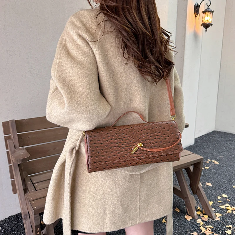 حقيبة كروس Avant Garde غير متناظرة بتصميم معماري أنيق للاستكشاف الحضري وتجسيد الأناقة الحديثة #1