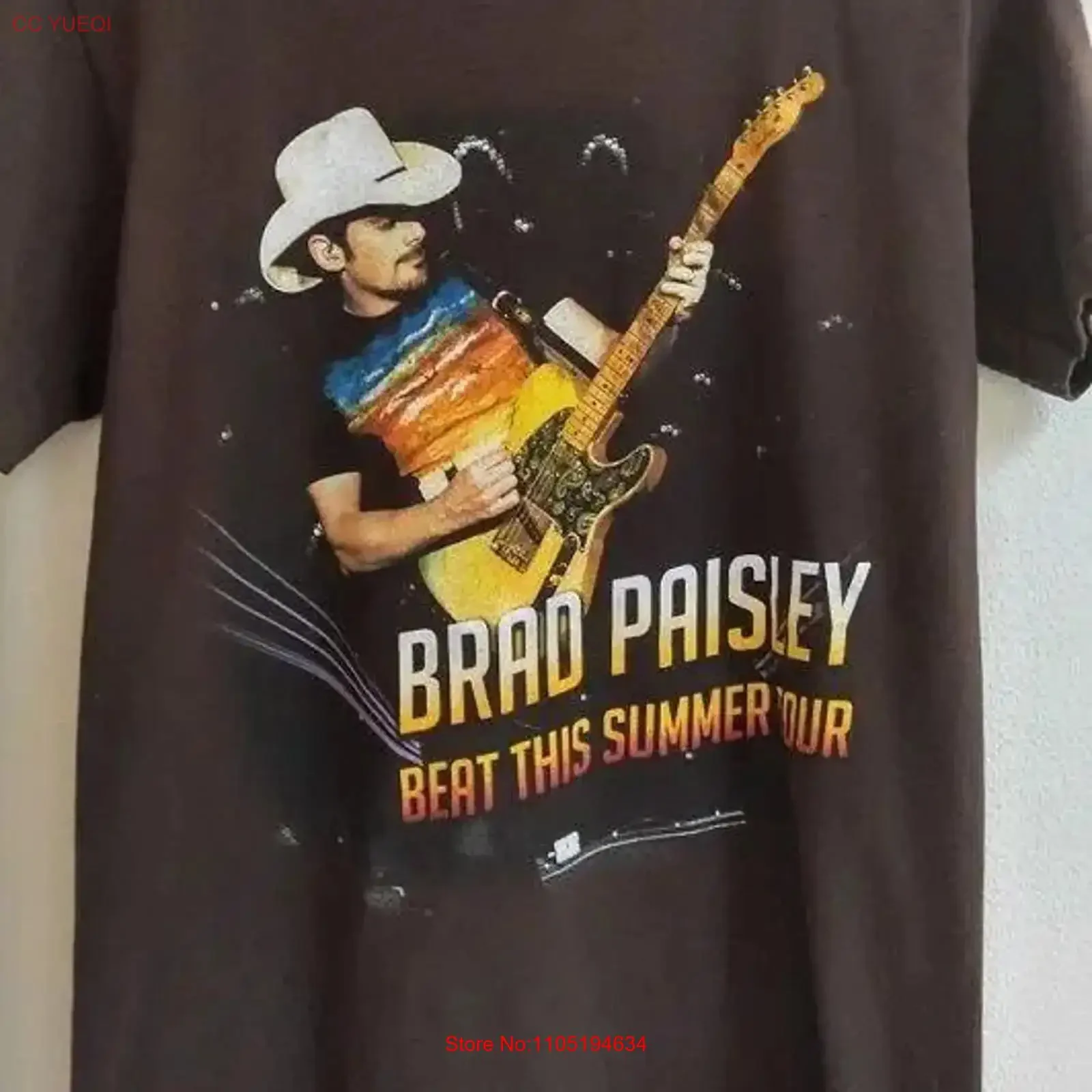 

BRAD PAISLEY BEAT THIS SUMMER TOUR 2013 Tultex T Shirt Men's Small Brown vintage Washed Slightly Top For Everyday Wear